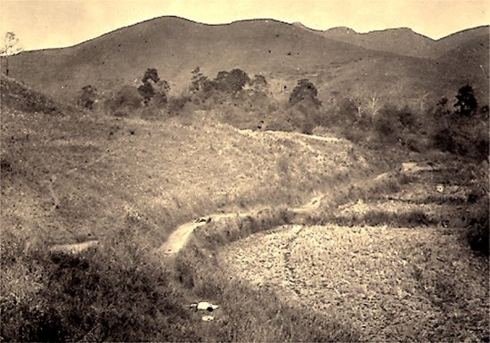 004.Bãi chiến trường ngày 12-05-1885 trên đường tới Lạng-Sơn
