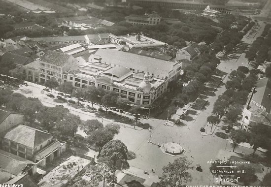 011ađại lộ Charner (đường Nguyễn Huệ) và Bonnard (Lê Lợi), 1931