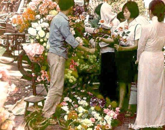 023.Chợ hoa Nguyễn Huệ. Nguồn: http://yume.vn/